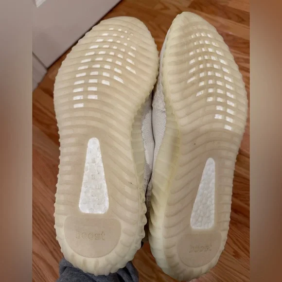 Yeezy boost 350 EUC size 12 - Picture 3 of 4